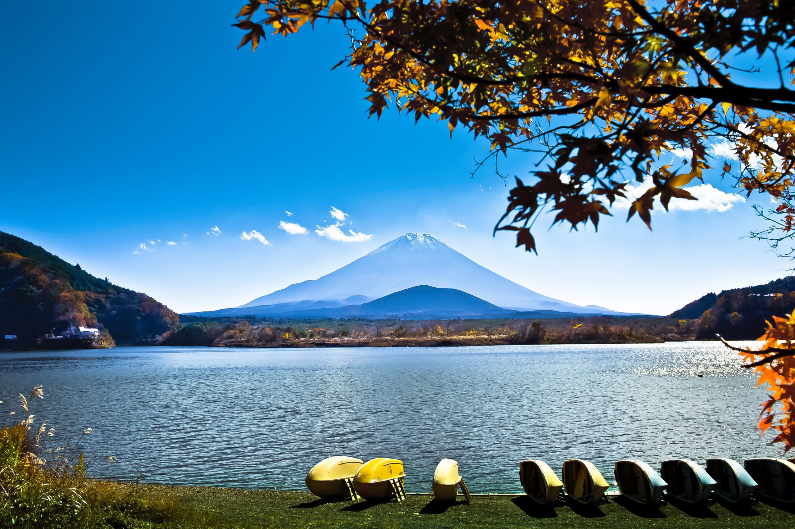 Hakone: Hot Springs, Art, and Luxury Lake Cruises